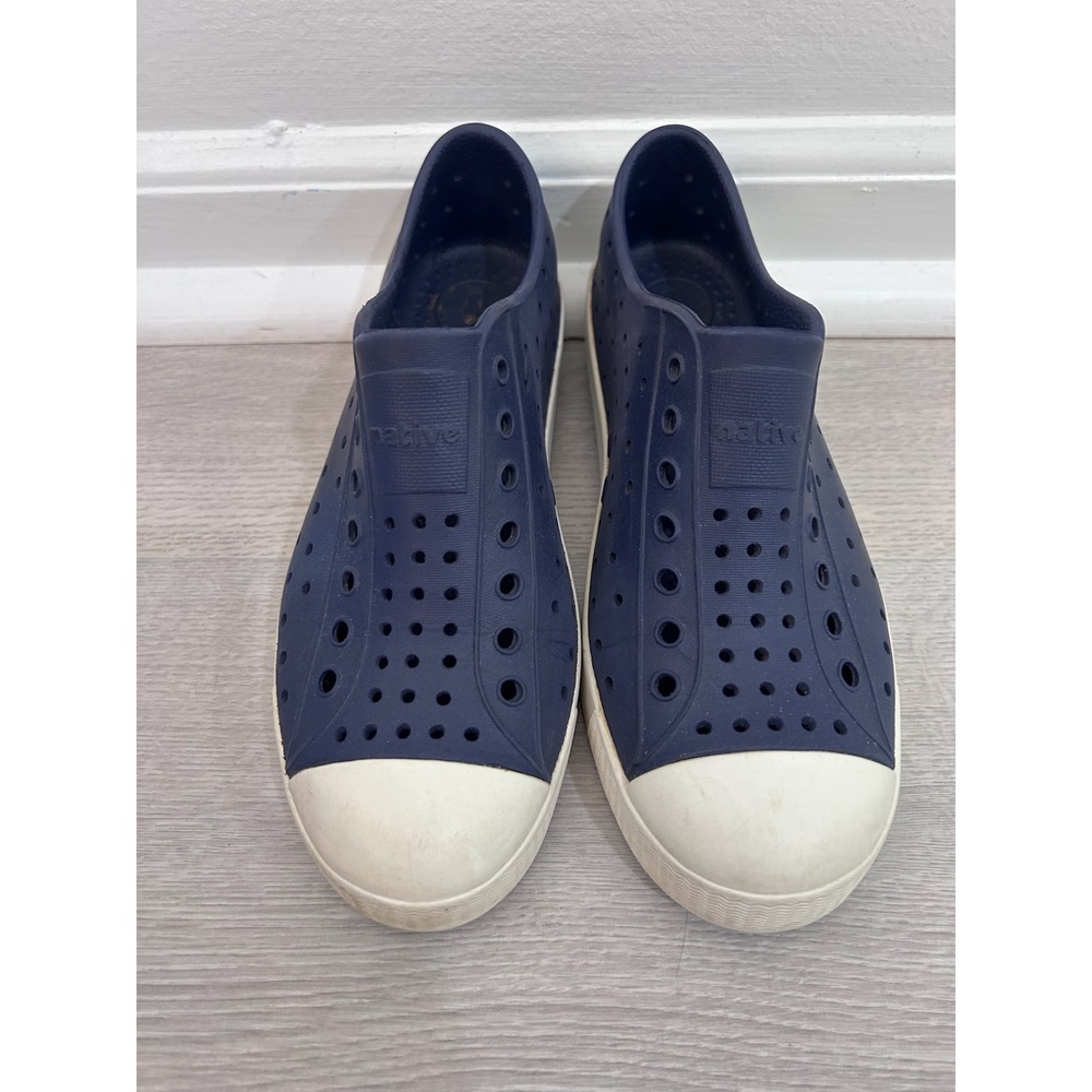 Native Jefferson Kids Navy Blue White EVA Slip‎ On Water Sneakers J2 Lightweight